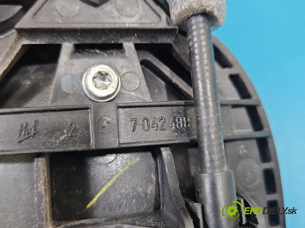 Land rover Range Rover III L322 2001-2012 4.4 V8 313 hp automatic 230 kW 4367 cm3 5- klika zadní pravé 7042488 (Klika dveří ostatní)