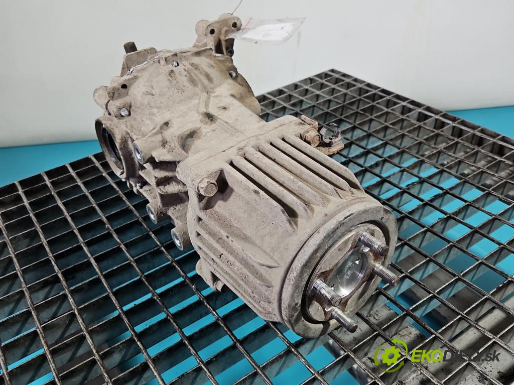 Mitsubishi Outlander II 2006-2013 2.2 DI-D 177 HP manual 130 kW 2268 cm3 5- Most: zadní: