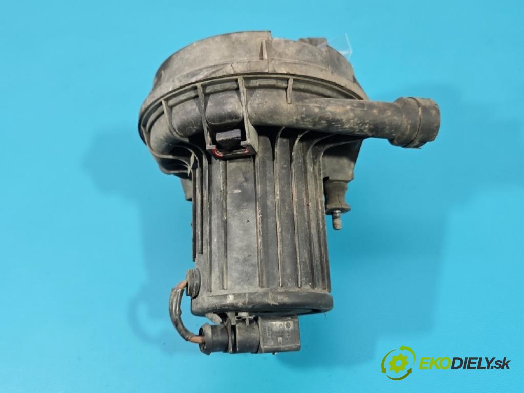 Audi A4 B6 2000-2004 1.6 8V 102 hp manual 75 kW 1595 cm3 4- čerpadlo vzduchu sekundární: 8E0906613D
