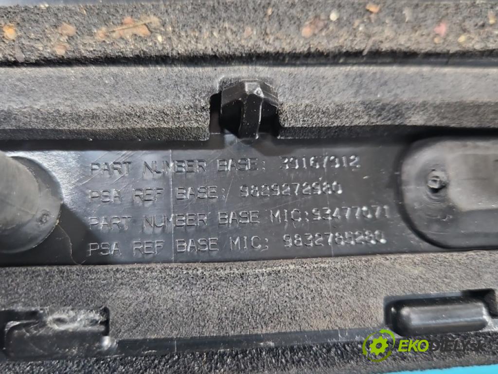 Opel Corsa F 2019- 1.2 12V 75 hp manual 55 kW 1199 cm3 5- spoiler 39167912 (Spoiler)