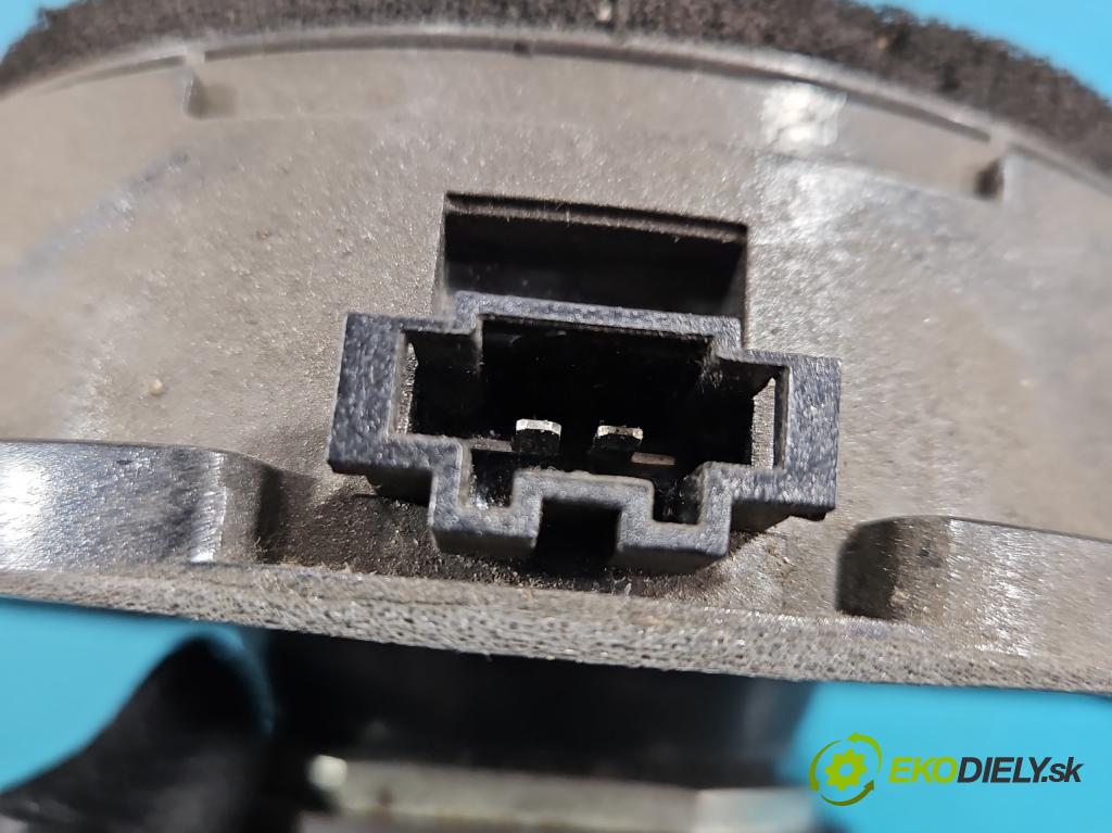 Land rover Range Rover III L322 2001-2012 4.4 V8 313 HP automatic 230 kW 4367 cm3 5- Reproduktor XH42-18808-MA
