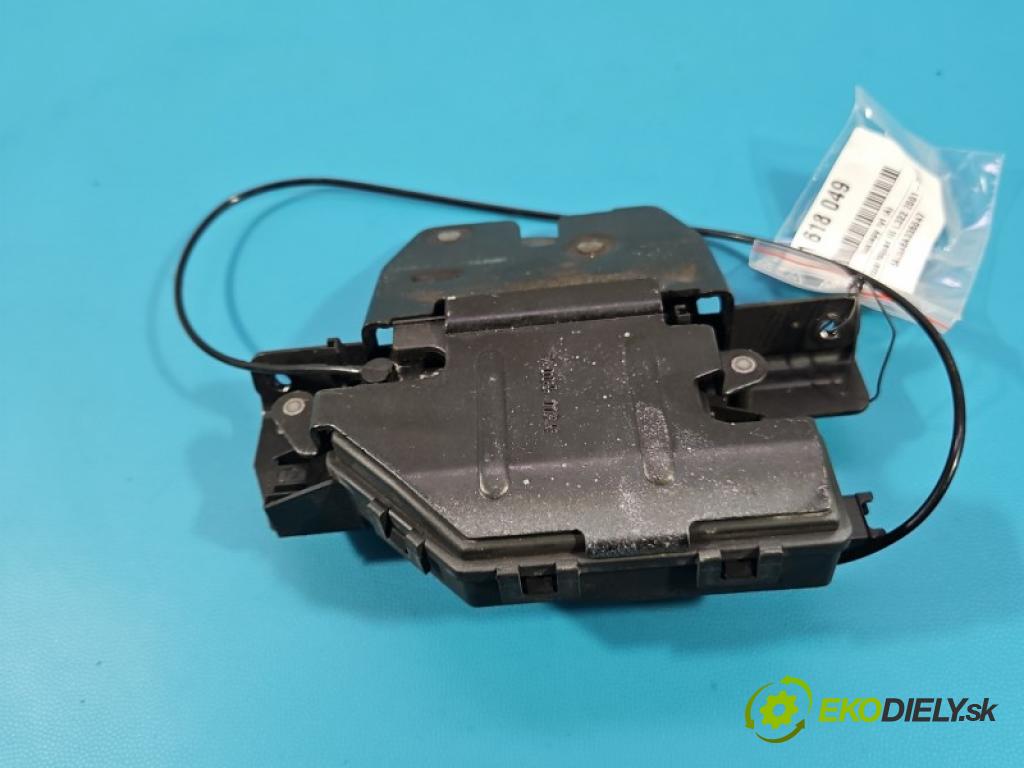 Land rover Range Rover III L322 2001-2012 4.4 V8 313 HP automatic 230 kW 4367 cm3 5- zámok kufrové dvere zadné 100227
