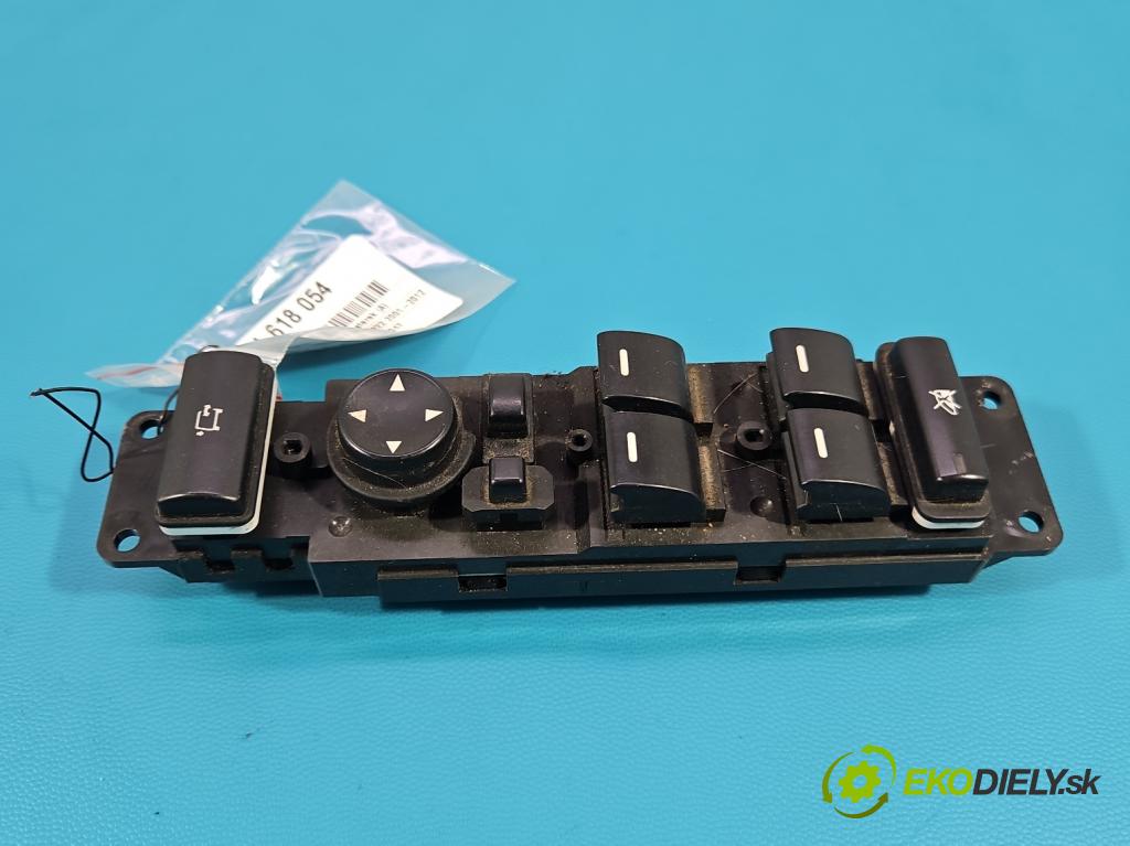 Land rover Range Rover III L322 2001-2012 4.4 V8 313 hp automatic 230 kW 4367 cm3 5- Přepínač oken zpětných zrcátek AH42-14540-AB