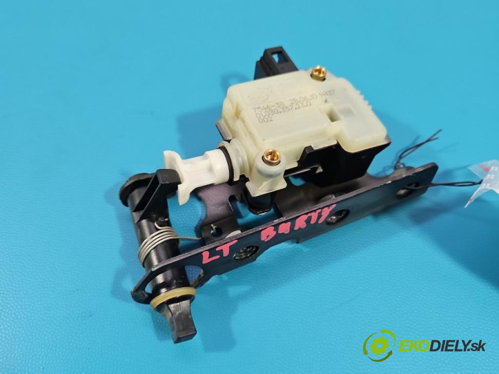 Land rover Range Rover III L322 2001-2012 4.4 V8 313 HP automatic 230 kW 4367 cm3 5- ostatné 51247016049