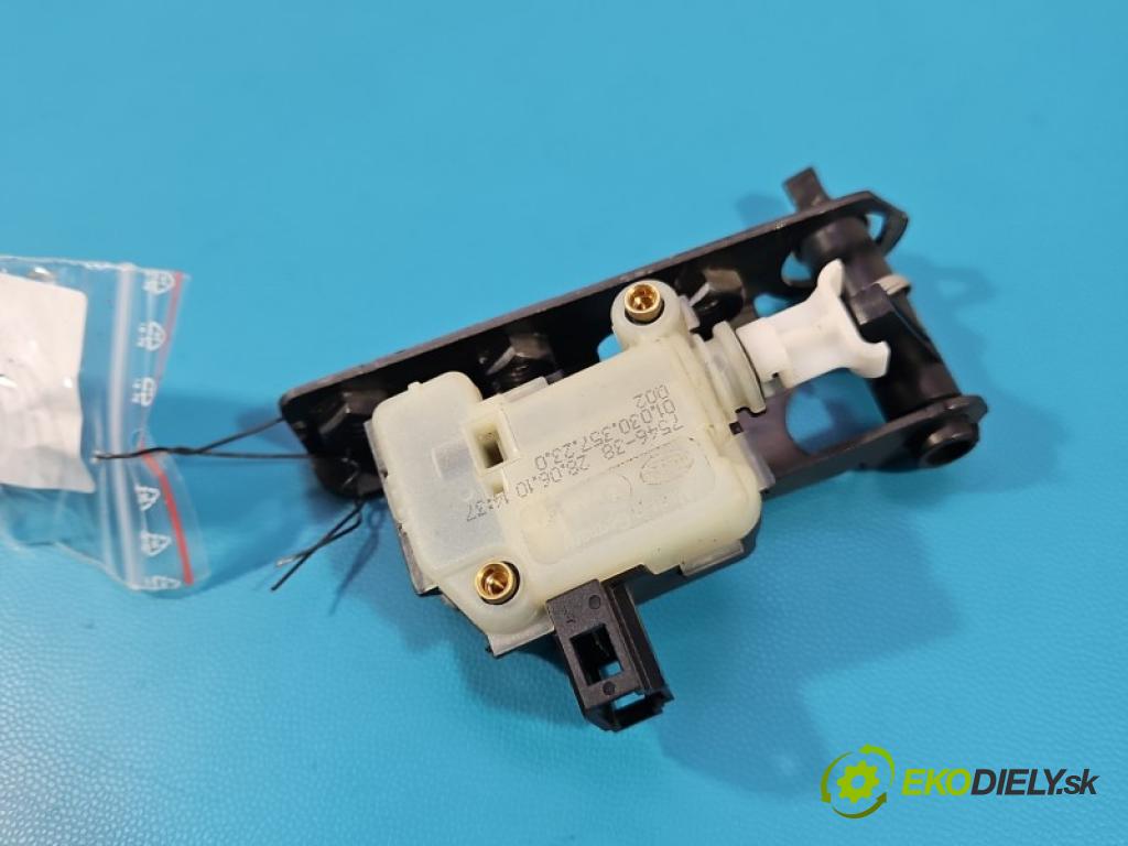 Land rover Range Rover III L322 2001-2012 Strany: zadní levý