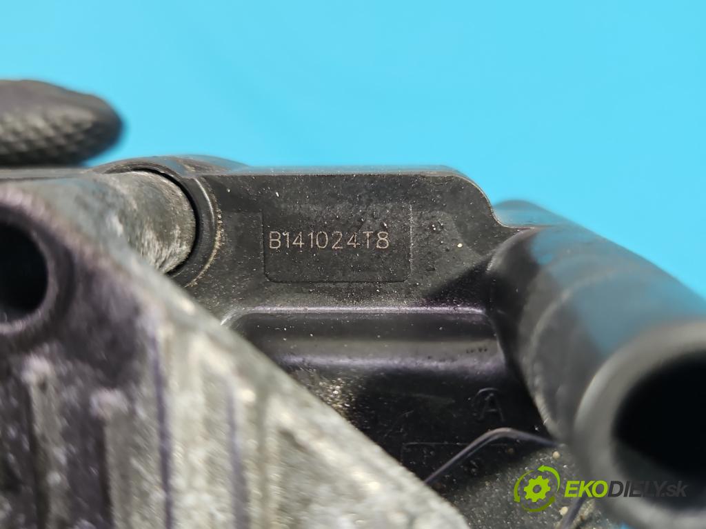 Audi A4 B6 2000-2004 1.6 8V 102 HP manual 75 kW 1595 cm3 4- cievka zapaľovacia  (Zapaľovacia cievka)