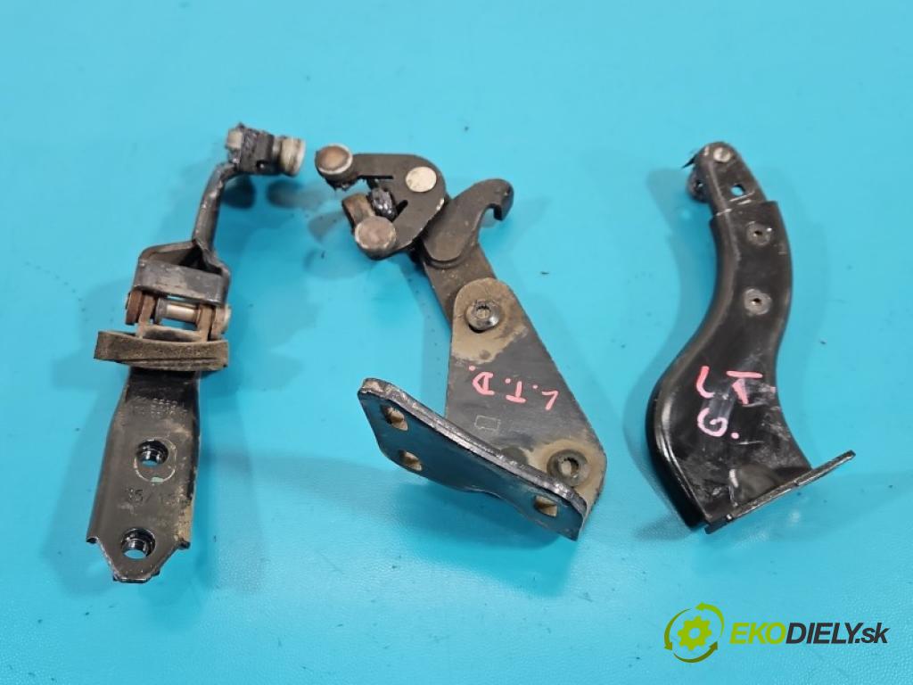 Vw Caddy III 2K 2003-2020 1.6 tdi 75 HP manual 55 kW 1598 cm3 5- Rolka dvere 2K0843397B