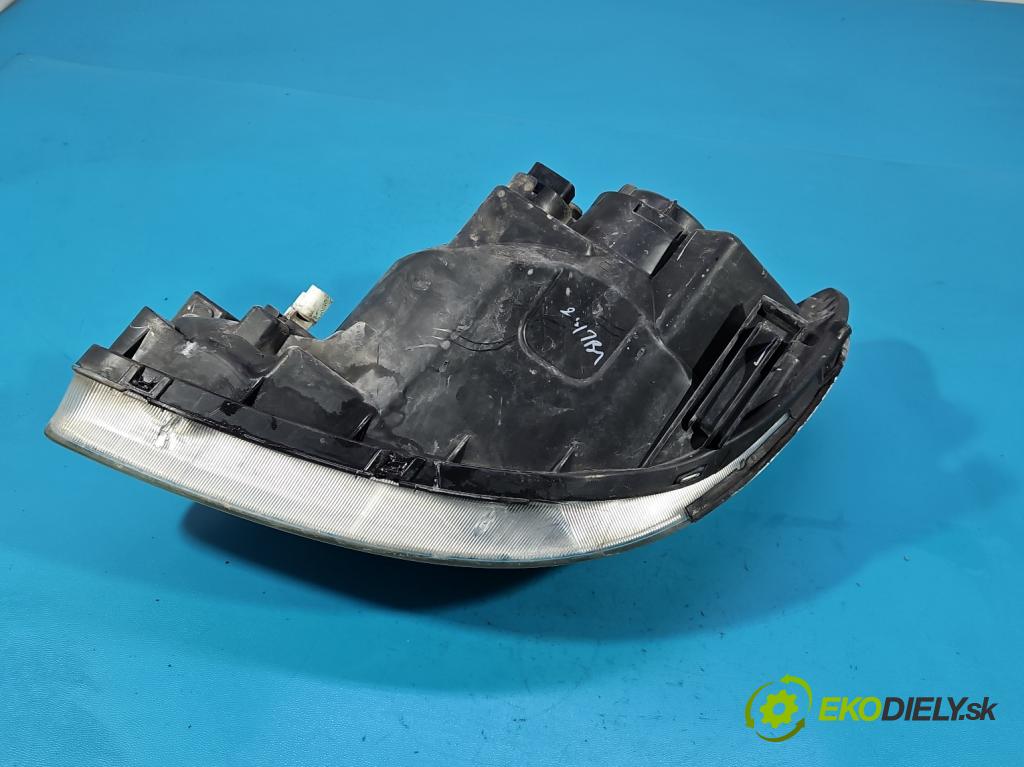 Hyundai Getz 1.1 12V 67KM manual 49 kW 1086 cm3 5- světlo pravý 92102-0B500 (Pravé přední světlo)