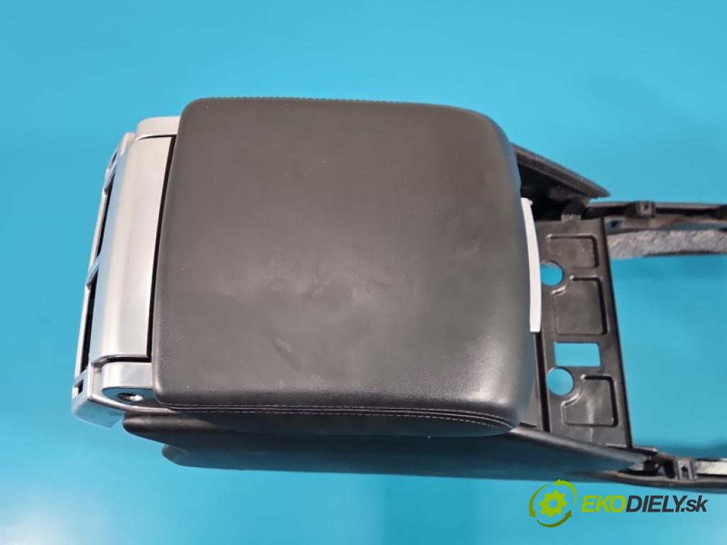 Land rover Range Rover III L322 2001-2012 4.4 V8 313 HP automatic 230 kW 4367 cm3 5- operadlo P105974 (Lakťová opierka)