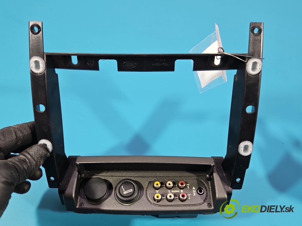 Land rover Range Rover III L322 2001-2012 4.4 V8 313 hp automatic 230 kW 4367 cm3 5- zásuvka zapalovače XH42-19C059-AA8PVA