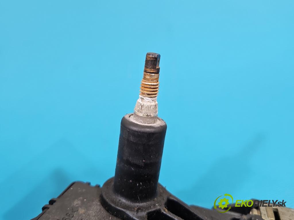 Seat Leon I 1999-2005 1.9 tdi 110 HP manual 81 kW 1896 cm3 5- motor stieračov zadné 1J6955711C