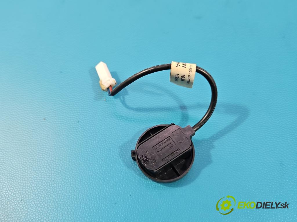 Land rover Range Rover III L322 2001-2012 4.4 V8 313 hp automatic 230 kW 4367 cm3 5- Mikrofon: 4M5T-19A391-AA