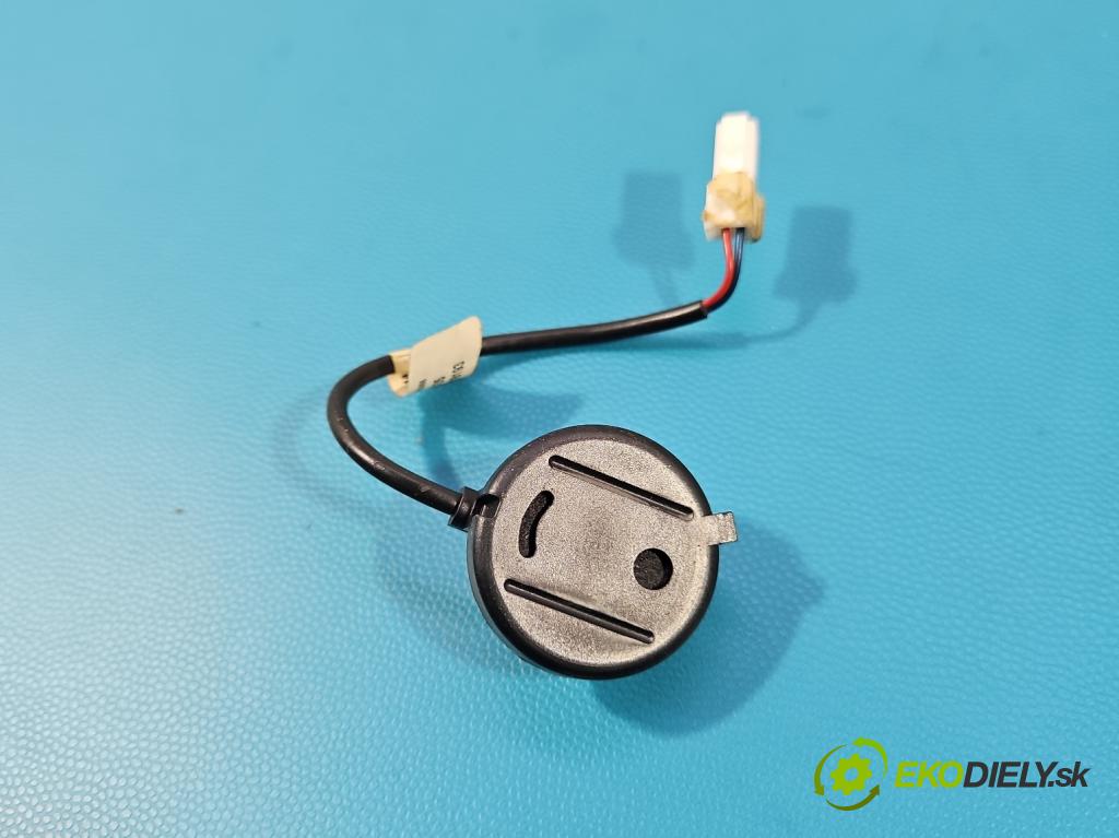 Land rover Range Rover III L322 2001-2012 4.4 V8 313 hp automatic 230 kW 4367 cm3 5- Mikrofon: 4M5T-19A391-AA