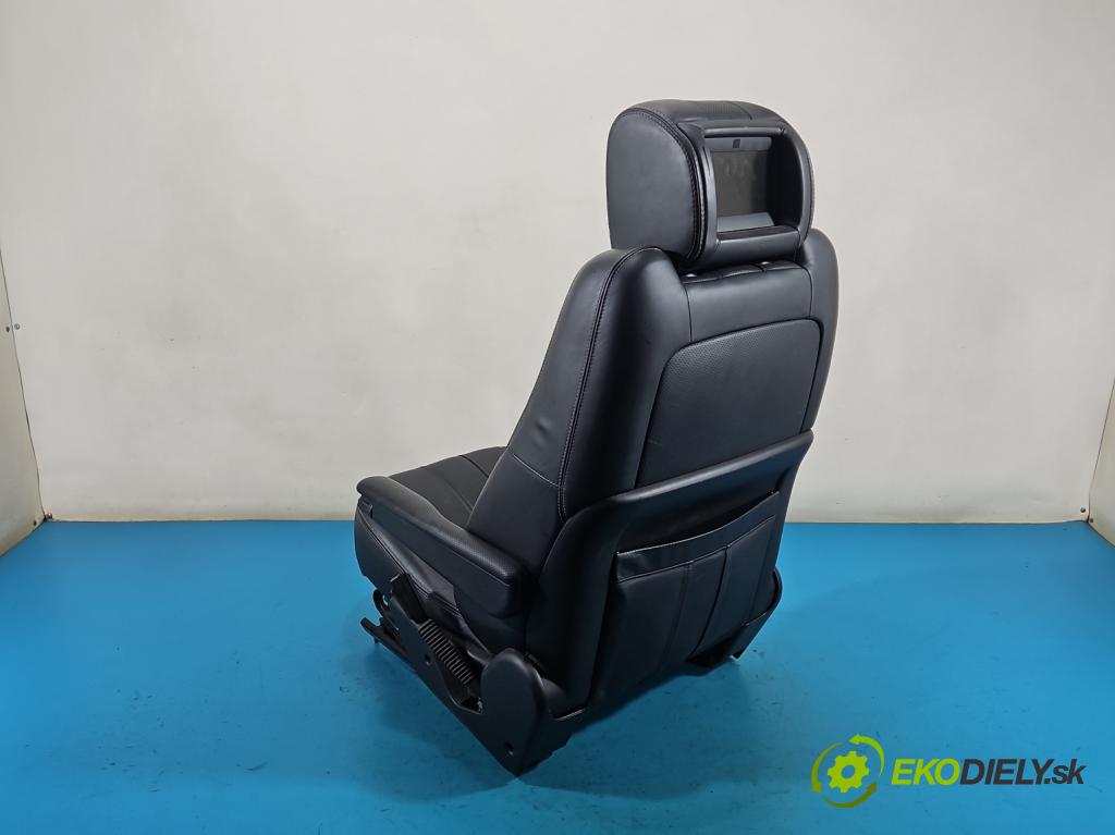 Land rover Range Rover III L322 2001-2012 4.4 V8 313 HP automatic 230 kW 4367 cm3 5- Sedačka pravý  (Sedadlo)