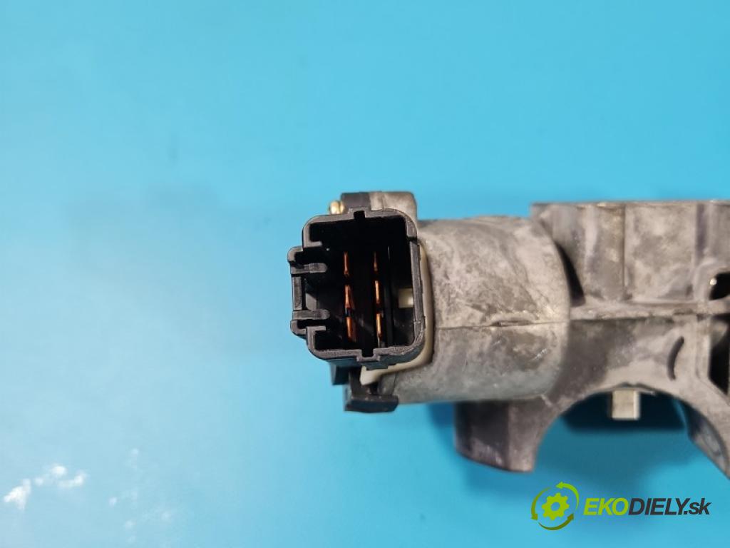 Toyota Avensis II T25 2003-2008 1.8 vvti 129 HP manual 95 kW 1794 cm3 5- riadiaca jednotka motora 89661-05860
