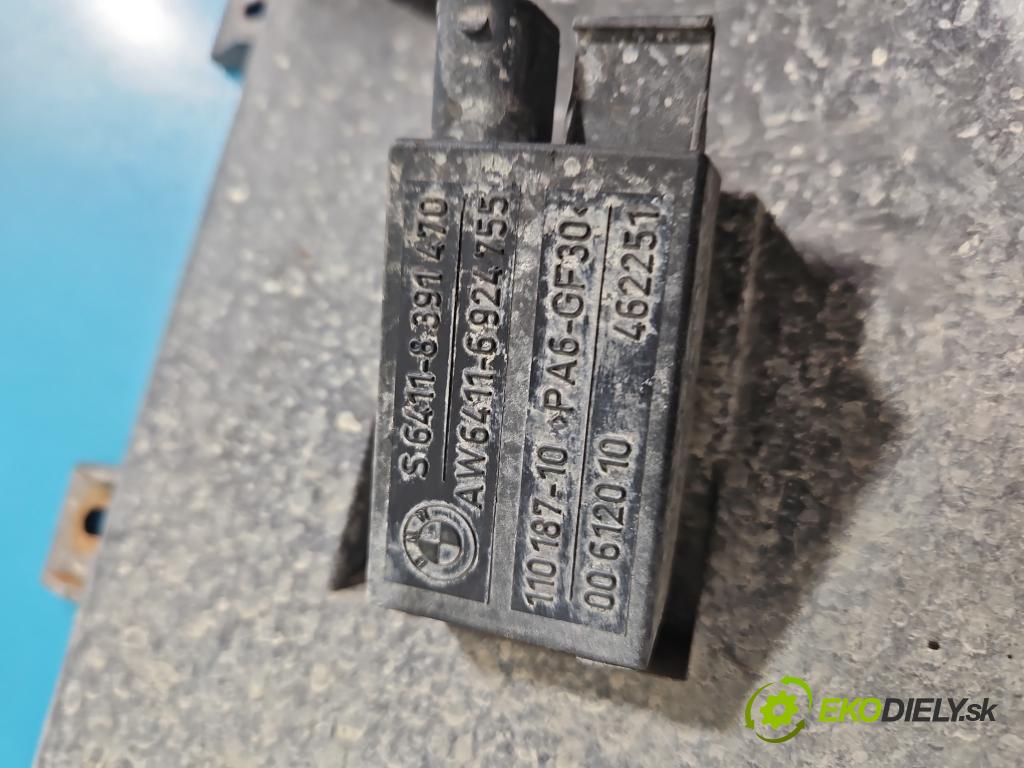 Land rover Range Rover III L322 2001-2012 4.4 V8 313 hp automatic 230 kW 4367 cm3 5- kryt ventilárora BH42-8146-AE