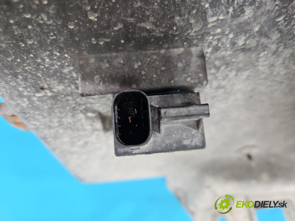 Land rover Range Rover III L322 2001-2012 4.4 V8 313 hp automatic 230 kW 4367 cm3 5- kryt ventilárora BH42-8146-AE