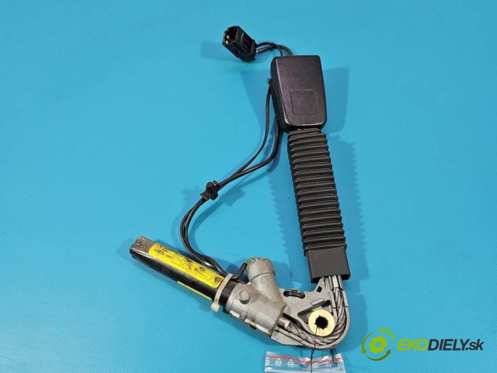 Land rover Range Rover III L322 2001-2012 4.4 V8 313 hp automatic 230 kW 4367 cm3 5- stěna bezpečnost přední levý 7H42-F61203-ACW