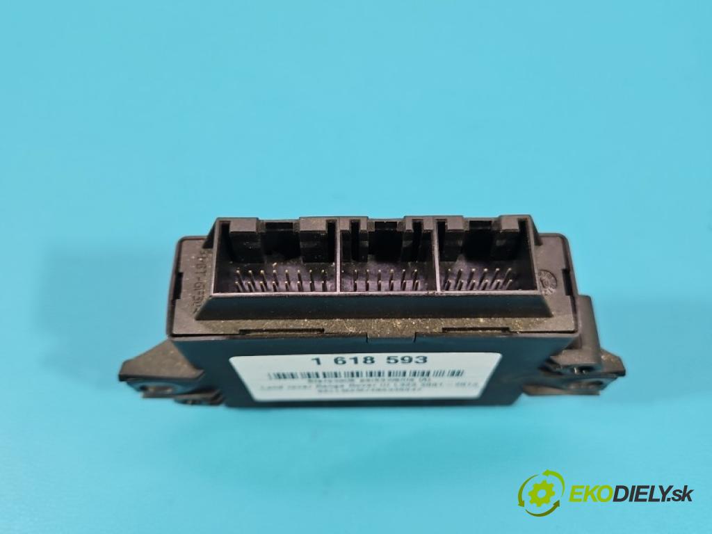Land rover Range Rover III L322 2001-2012 4.4 V8 313 hp automatic 230 kW 4367 cm3 5- řídící jednotka parkování AH42-15K866-BG