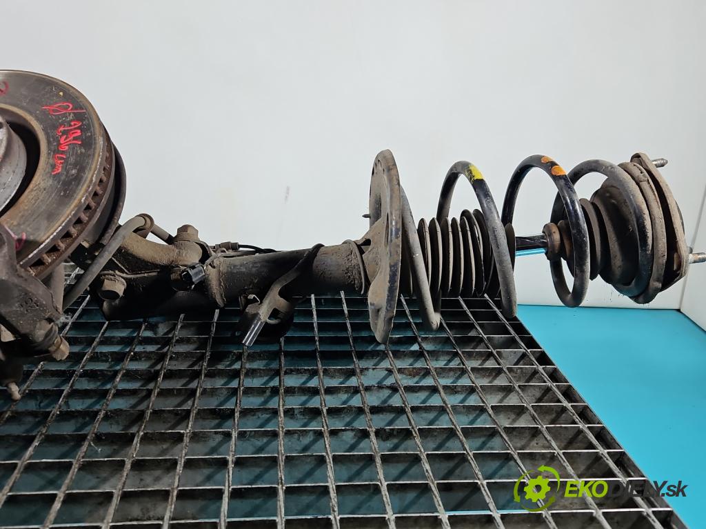 Toyota Rav4 IV 2013-2018 2.0 16V 151KM automatic 111 kW 1987 cm3 5- tlmič predné pravý 1A15471-A (Kľučka dverí ostatné)