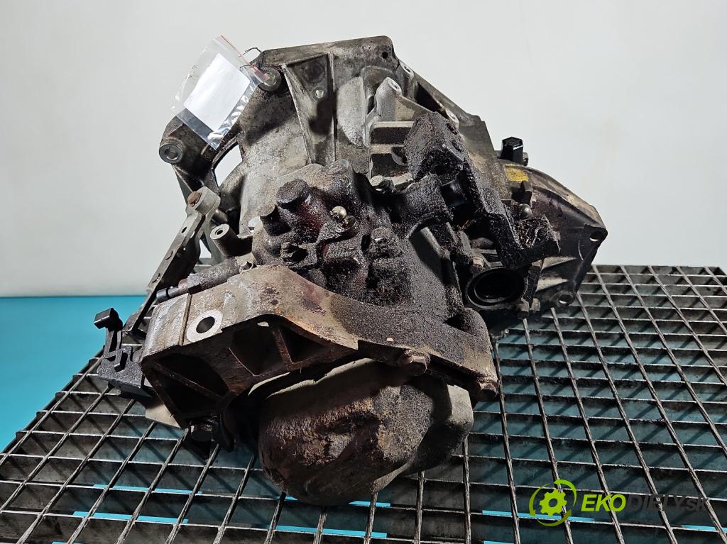 Fiat Panda II 2003-2012 1.1 8V 54 HP manual 40 kW 1108 cm3 5- prevodovka stupeň,rýchlosť manual