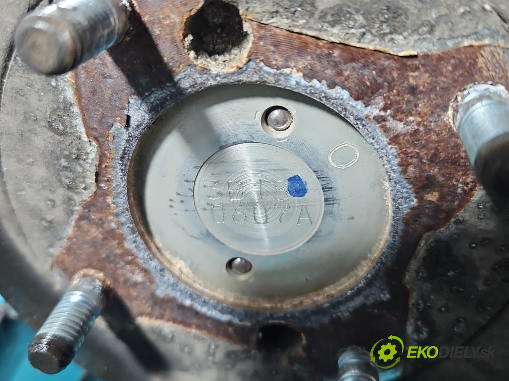 Toyota Rav4 IV 2013-2018 2.0 16V 151KM automatic 111 kW 1987 cm3 5- Most: zadní: 3B18