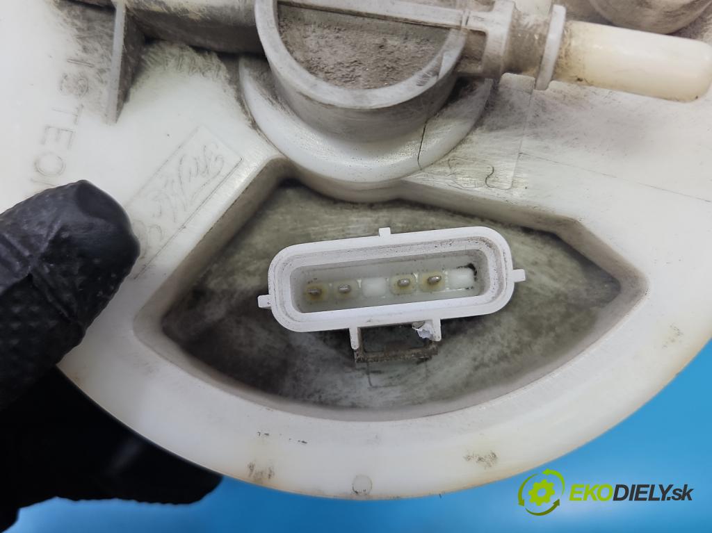 Ford Focus Mk2 2004-2011 1.6 16V 101 HP manual 74 kW 1596 cm3 5- čerpadlo palivo 3M51-9H307