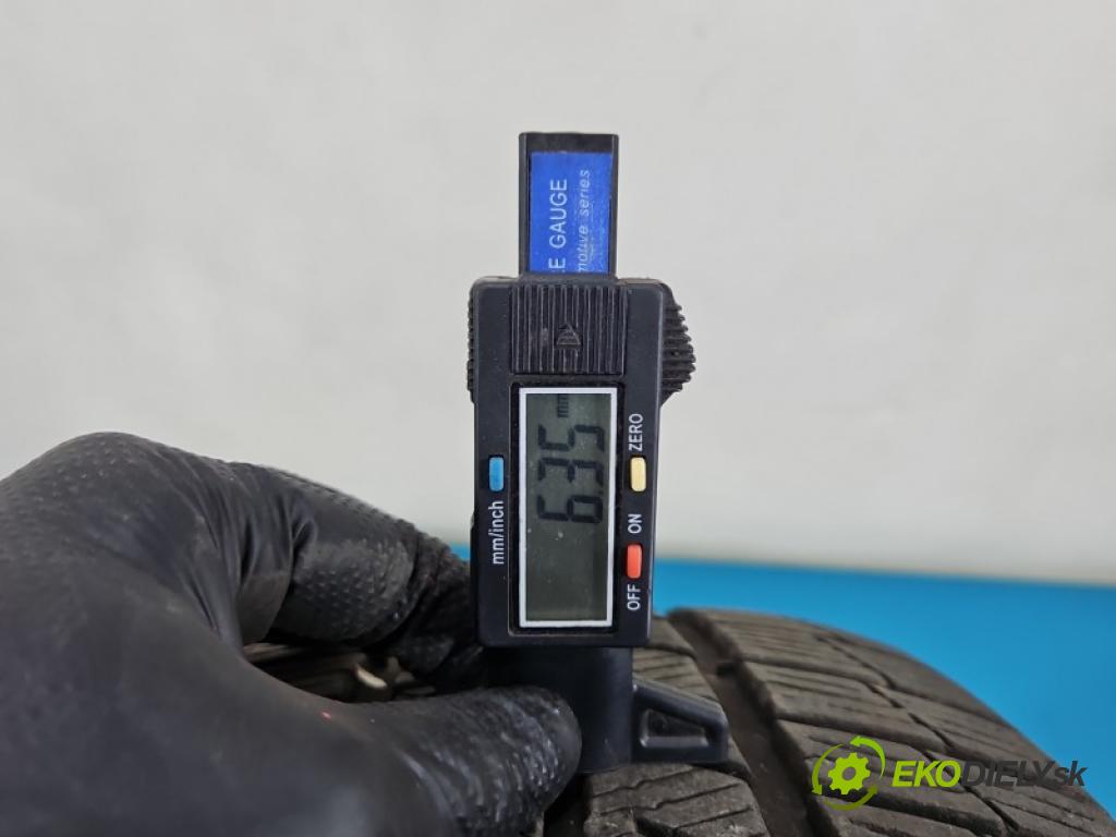 Toyota Rav4 IV 2013-2018 2.0 16V 151KM automatic 111 kW 1987 cm3 5- pneumatiky: zimní 4 ks komplet