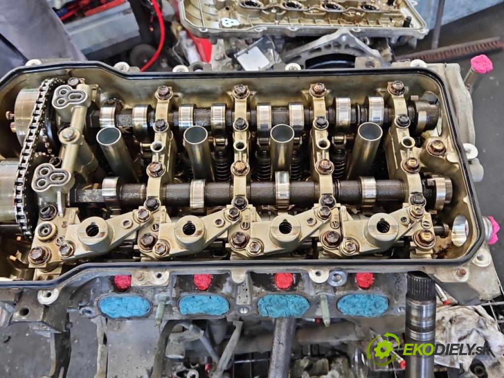 Toyota Rav4 IV 2013-2018 2.0 16V 151KM automatic 111 kW 1987 cm3 5- motor benzín 3ZR