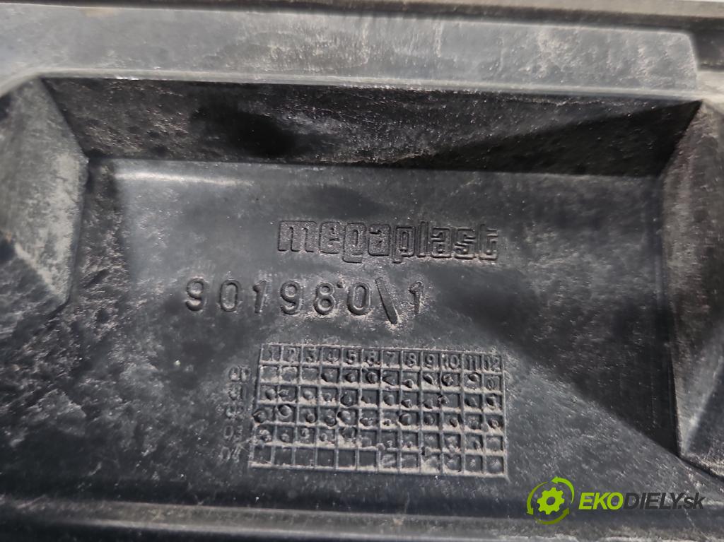 Citroen Xsara Picasso 2.0 hdi 90 HP manual 66 kW 1997 cm3 5- rukoväť kufrové dvere zadné 9635595877