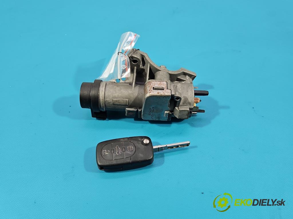 Audi A4 B6 2000-2004 2.0 FSI 150 HP manual 110 kW 1984 cm3 5- Spínačka 4B0905851G (Spínacia skrinka)