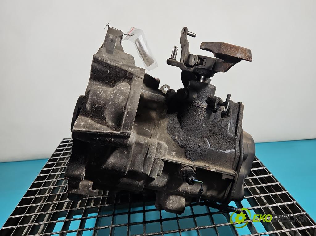 Seat Altea 1.6 8V 102 hp manual 75 kW 1595 cm3 5- převodovka stupňová manual GVY