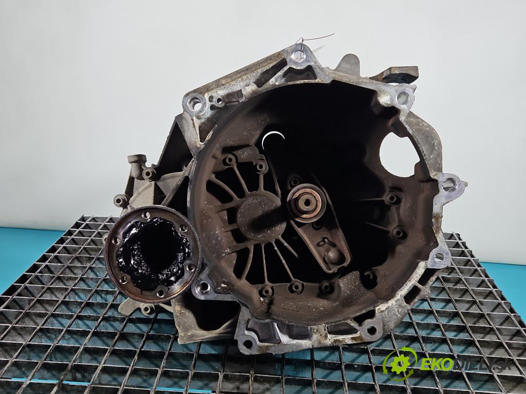 Seat Altea 1.6 8V 102 hp manual 75 kW 1595 cm3 5- převodovka stupňová manual GVY