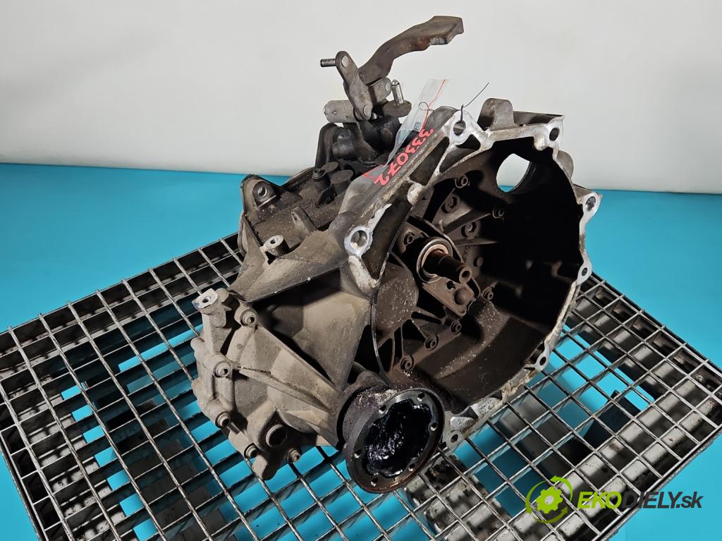 Seat Altea 1.6 8V 102 hp manual 75 kW 1595 cm3 5- převodovka stupňová manual GVY