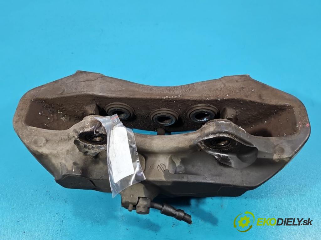 Land rover Range Rover III L322 2001-2012 4.4 V8 313 HP automatic 230 kW 4367 cm3 5- brzdič predné pravý  (Kľučka dverí ostatné)