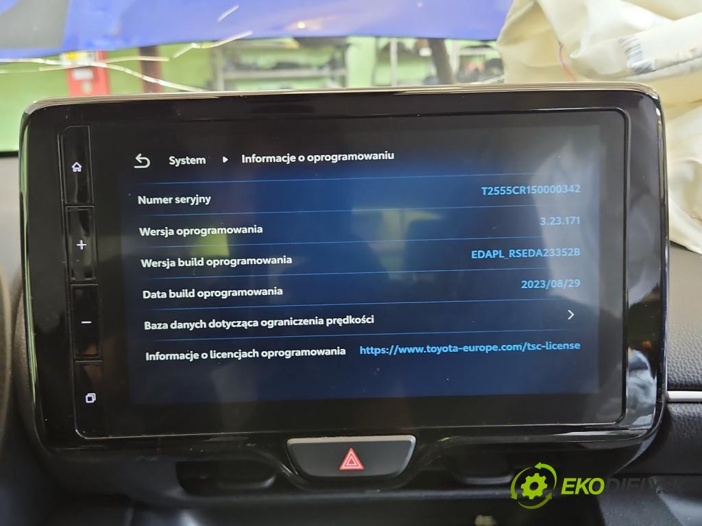 Toyota Yaris IV 2020- 1.5 12V 125 HP manual 92 kW 1490 cm3 5- Radio originál 86140-0D850-B