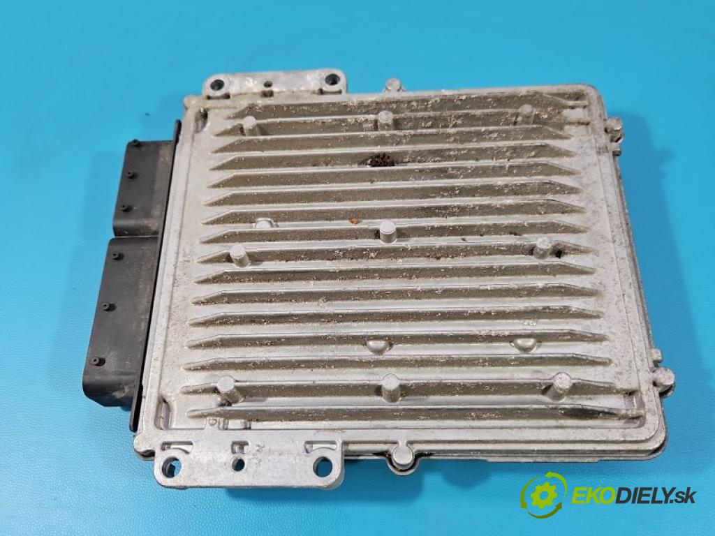 Land rover Range Rover III L322 2001-2012 4.4 V8 313 HP automatic 230 kW 4367 cm3 5- riadiaca jednotka motora 0281016637