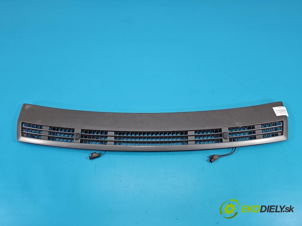 Land rover Range Rover III L322 2001-2012 4.4 V8 313 HP automatic 230 kW 4367 cm3 5- torpédo 5113-7009911 (Torpédo (plast pod čelným sklom))