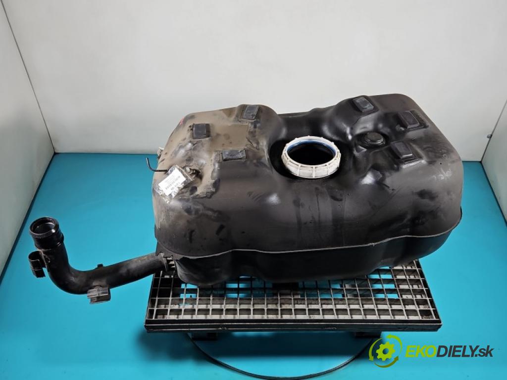 Opel Movano IV 2021- 2.2 cdti 165 hp manual 121 kW 2179 cm3 5- Nádrž: paliva 1379080080 (Palivová nádrž)