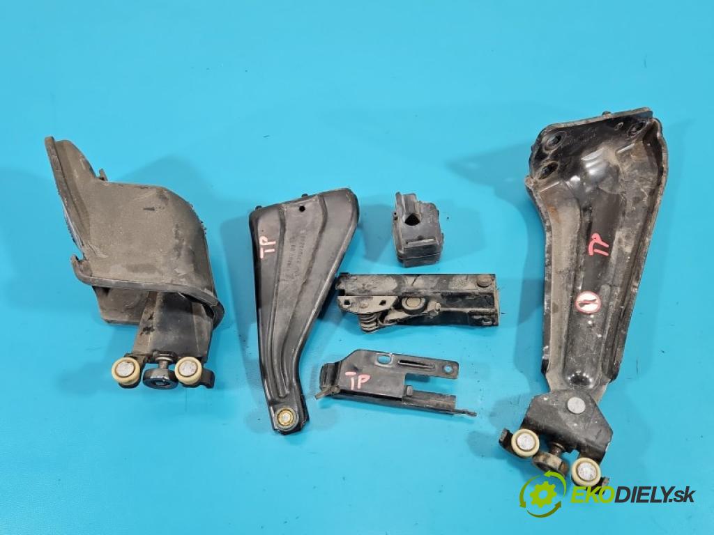 Toyota Proace City 1.5 D4D 131 HP automatic 96 kW 1499 cm3 5- Rolka dvere 9816964880