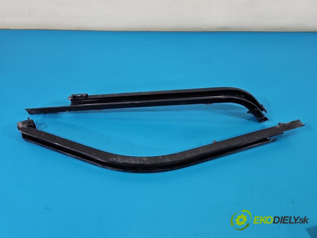 Toyota Proace City 1.5 D4D 131 HP automatic 96 kW 1499 cm3 5- Rolka dvere 9816964880