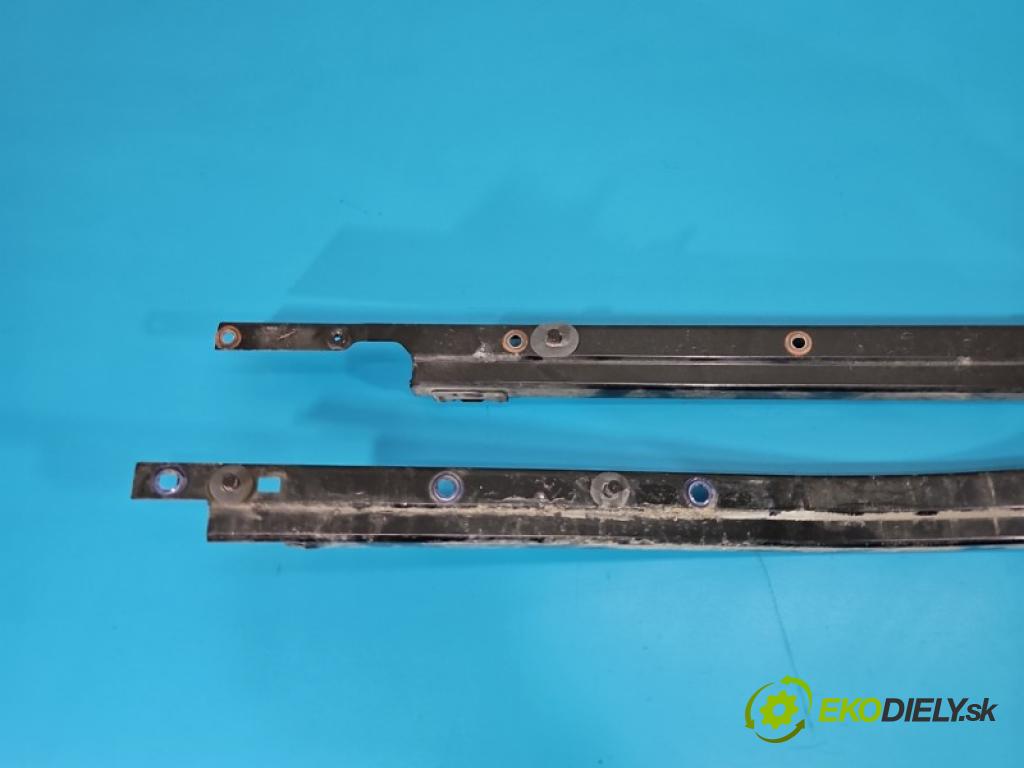 Toyota Proace City 1.5 D4D 131 HP automatic 96 kW 1499 cm3 5- Rolka dvere 9816964880