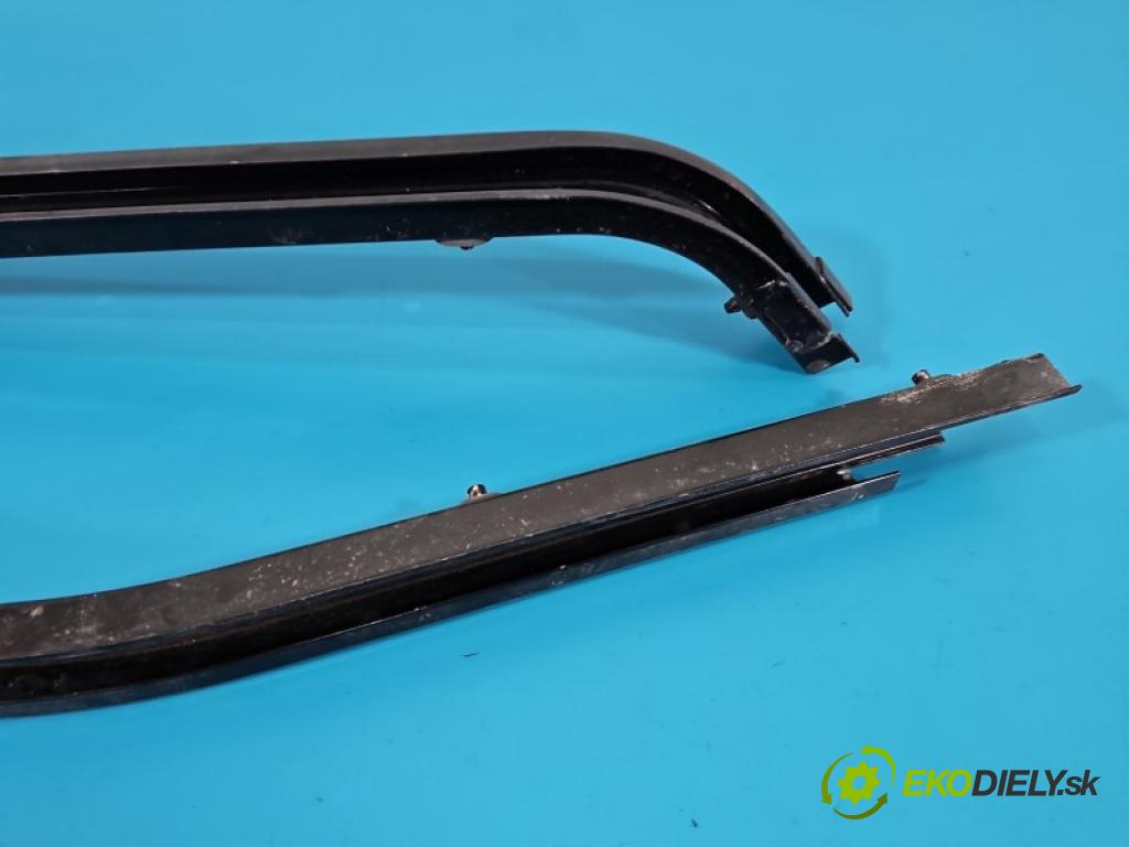 Toyota Proace City 1.5 D4D 131 HP automatic 96 kW 1499 cm3 5- Rolka dvere 9816964880