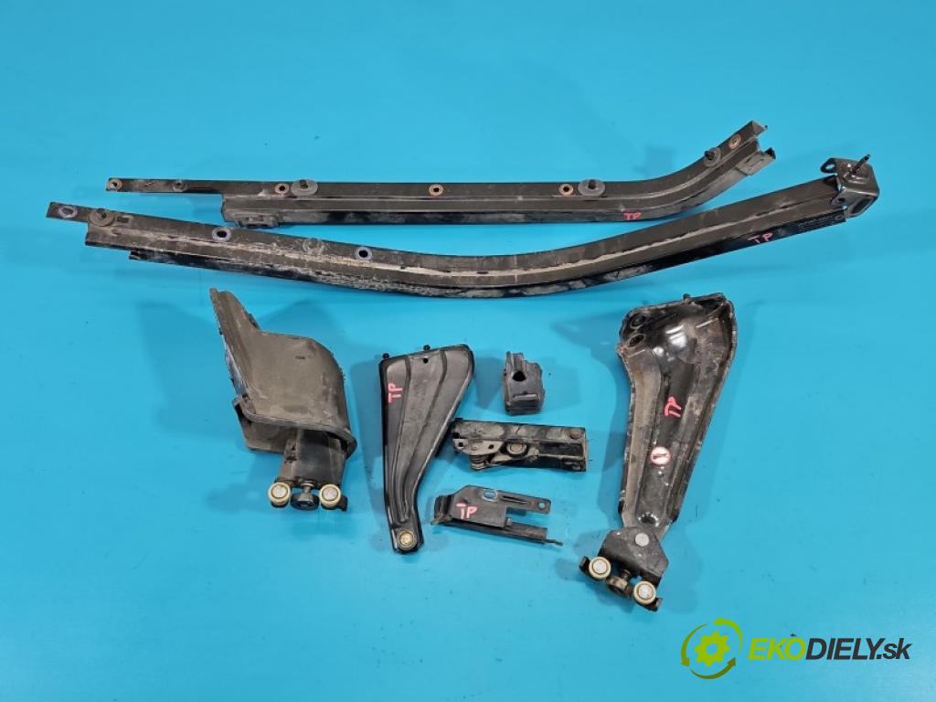 Toyota Proace City 1.5 D4D 131 hp automatic 96 kW 1499 cm3 5- Rolka dveře 9816964880