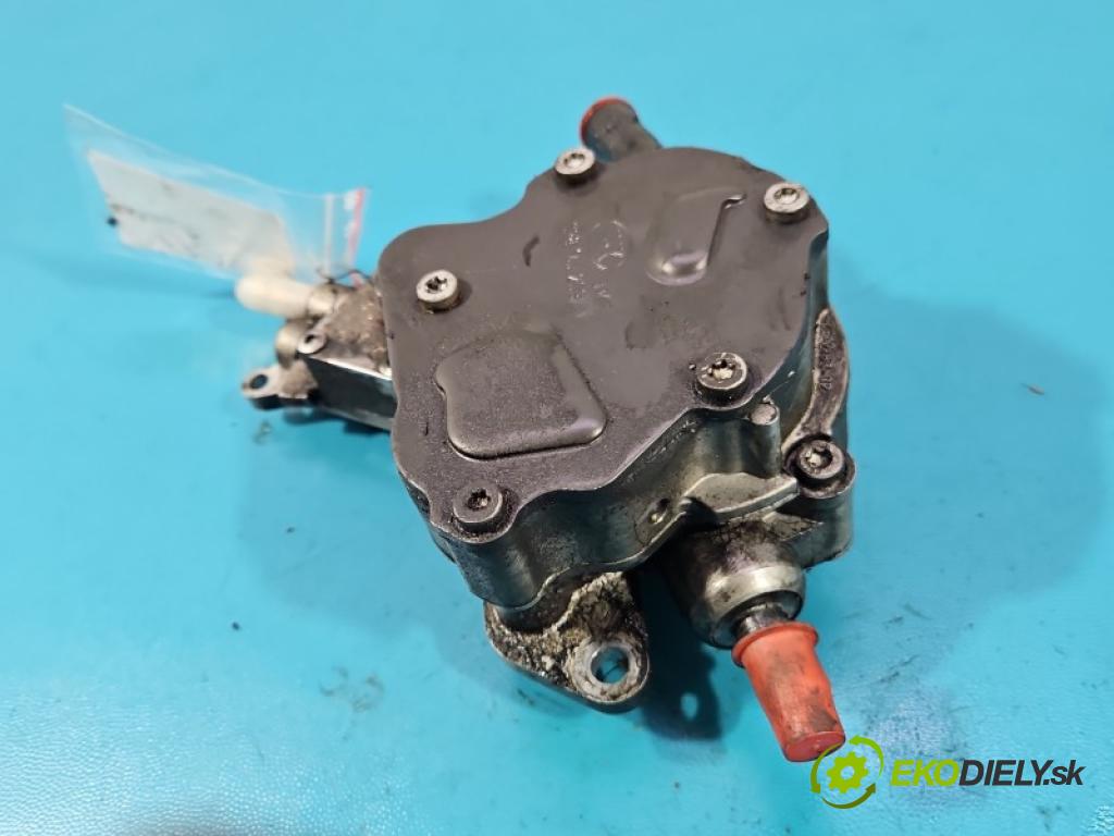 Vw Golf IV 1997-2003 1.9 tdi 101 HP manual 74 kW 1896 cm3 5- čerpadlo rotačný 038145209A