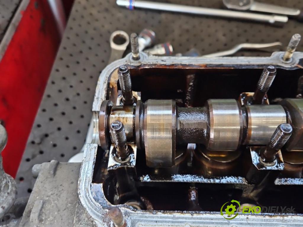 Vw Passat B5 1995-2005 2.0 8V 116 hp manual 85 kW 1984 cm3 5- hlava motoru 06A103373N