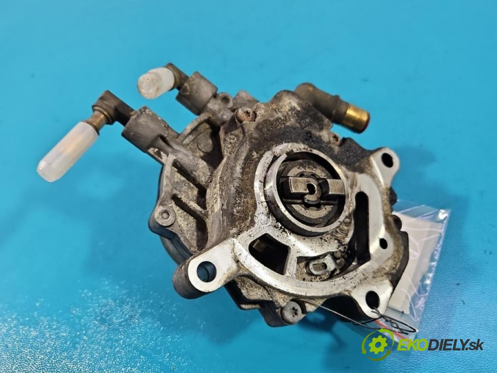 Land rover Range Rover III L322 2001-2012 4.4 V8 313 hp automatic 230 kW 4367 cm3 5- čerpadlo vákuum 