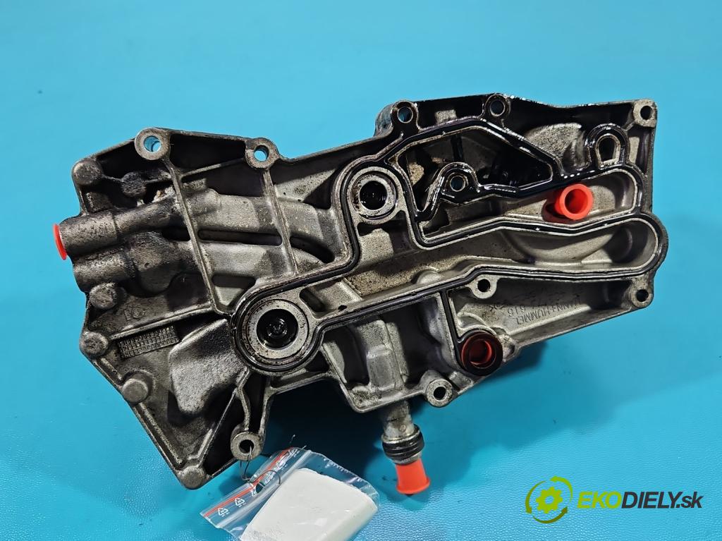 Land rover Range Rover III L322 2001-2012 4.4 V8 313 hp automatic 230 kW 4367 cm3 5- Základ: filtra olej: AL3Q6B624 (Kryt olejového filtru)