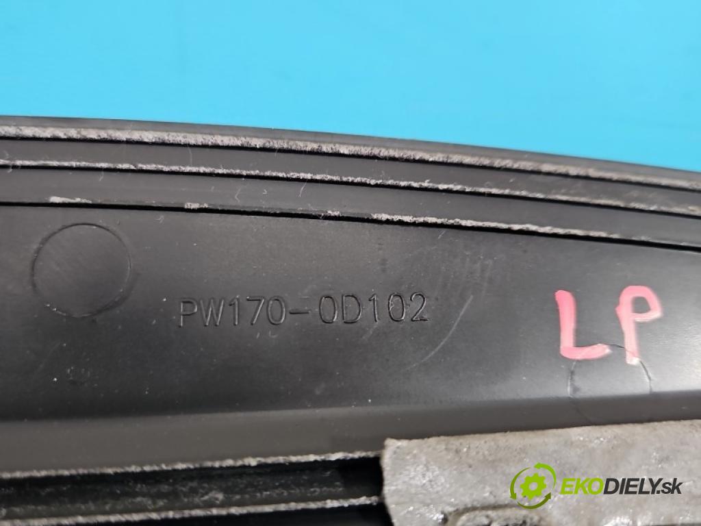 Toyota Yaris IV 2020- 1.5 12V 125 HP manual 92 kW 1490 cm3 5- lišta dvere predné ľavé PW170-0D102