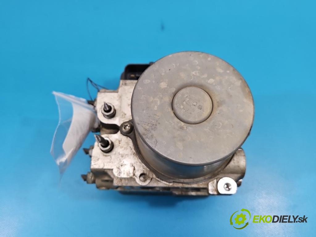 Toyota Rav4 IV 2013-2018 2.0 16V 151KM automatic 111 kW 1987 cm3 5- čerpadlo abs 44540-42280 (Pumpa ABS)